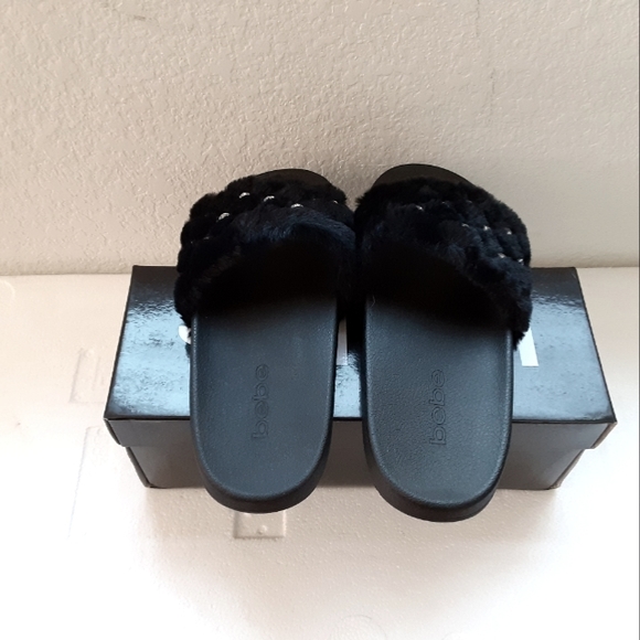 Bebe - Picture 3 of 4